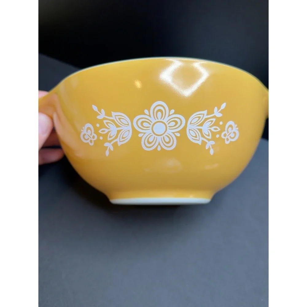 Vintage Pyrex Butterfly Gold Cinderella Bowls 441 442 444 Set of 3